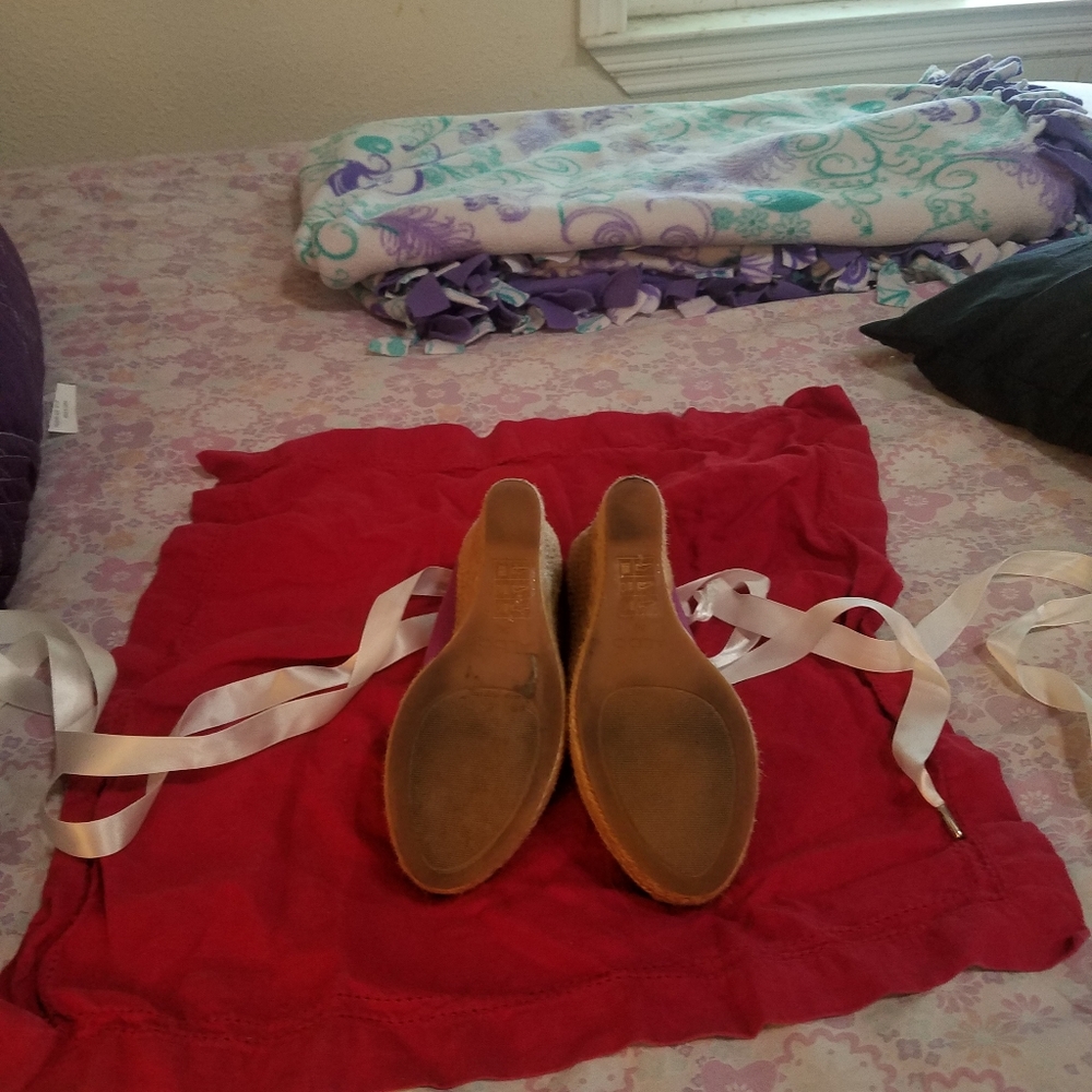 Purple Aldo wedges - Picture 3 of 3